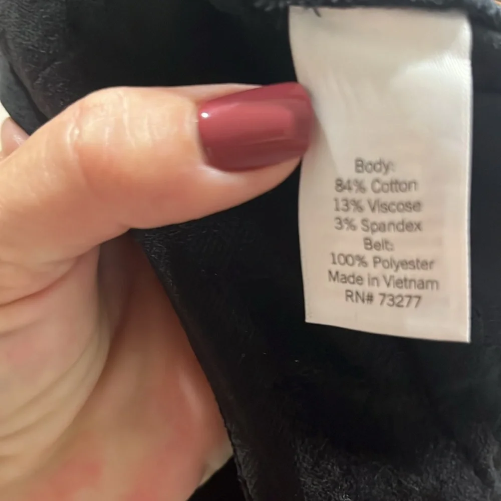 Lauren Conrad Black Velvet Holiday Pintuck Straight-leg Slacks EUC, Size 14 - Picture 8 of 8